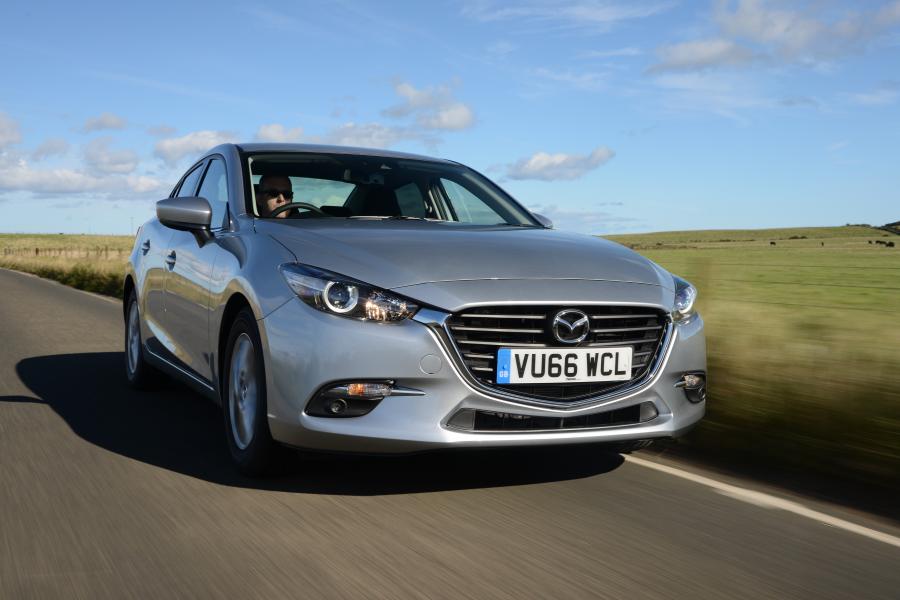  Mazda3 Sedan 2016 года  (UK) (фото 2 из 14)